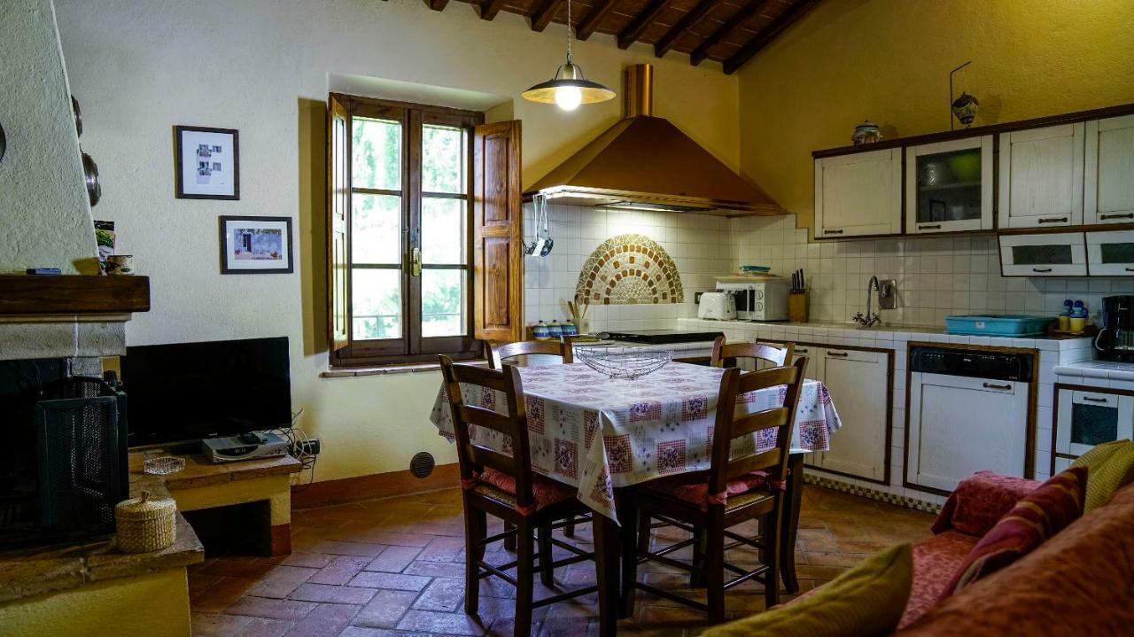 La Casa Del Fattore Монтериджони Екстериор снимка